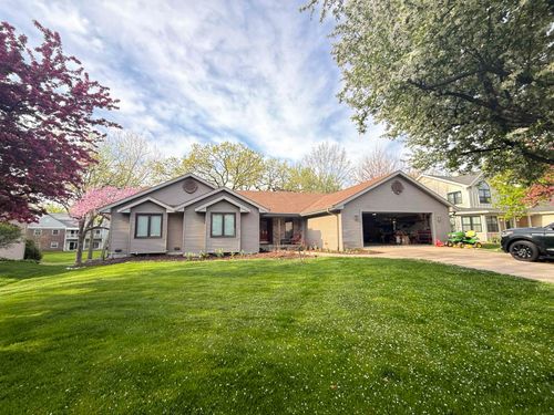 308 Fox Circle, COTTAGE GROVE, WI, 53527 | Card Image