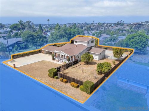 3135 Crela St, Bonita, CA, 91902-1024 | Card Image