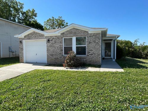 200 Whitestone Dr Ne, Huntsville, AL, 35810-1079 | Card Image
