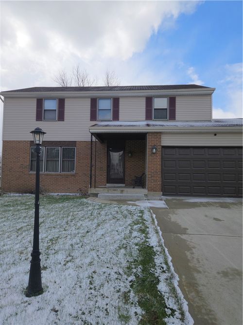 5820 Woodstone Dr, Trotwood, OH, 45426-2110 | Card Image