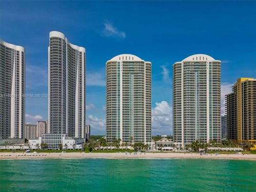 1604-16047 Collins Ave, Sunny Isles Beach, FL, 33160-5557 | Card Image