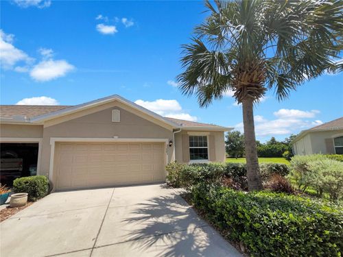 33083 Windelstraw Dr, WESLEY CHAPEL, FL, 33545-9135 | Card Image