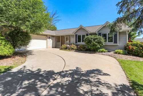 213 Broadview Drive, ALLOUEZ, WI, 54301 | Card Image