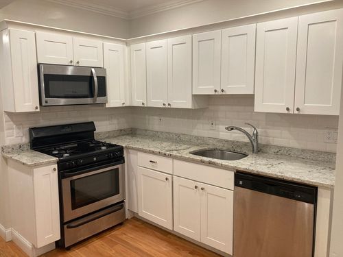 2-194 Salem St, Boston, MA, 02113-1187 | Card Image