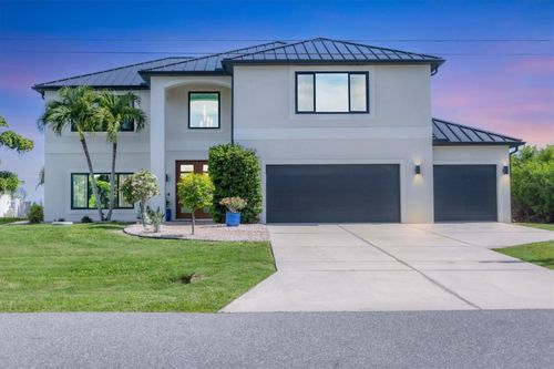 15530 Aqua Cir, Port Charlotte, FL, 33981-3301 | Card Image