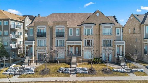 4-3010 Erin Centre Blvd, Mississauga, ON, L5M0P5 | Card Image