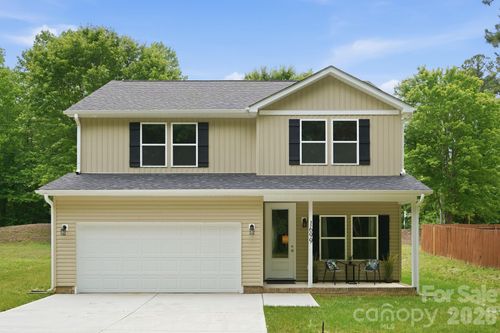 1699 Mission Oaks St, Kannapolis, NC, 28083-7823 | Card Image