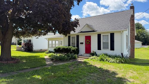 411 North St, MORRISON, IL, 61270-2847 | Card Image