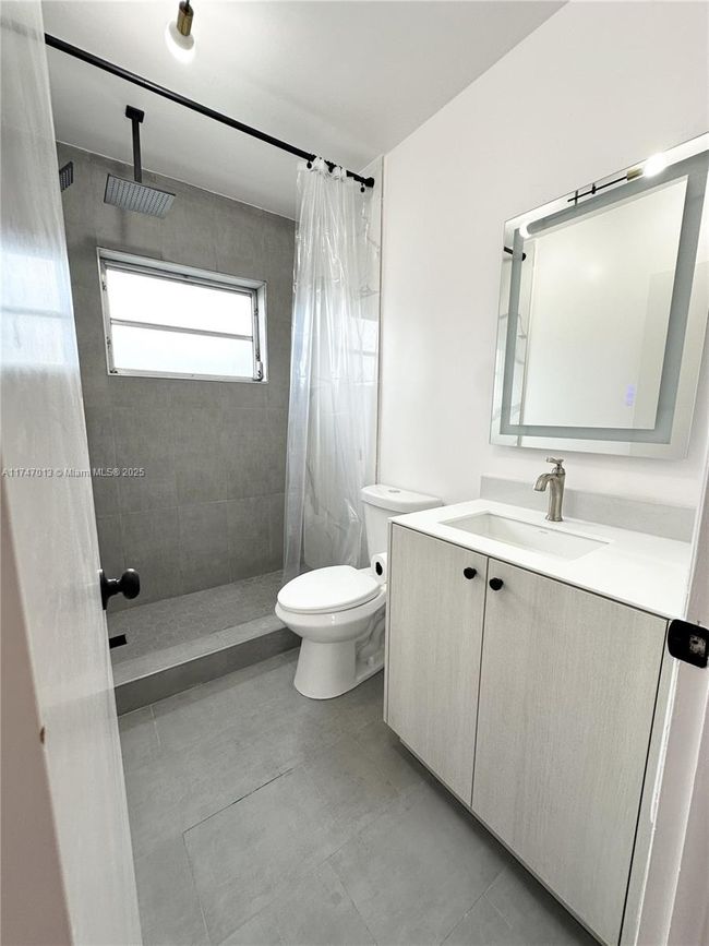 APT-209 - 1450 Atlantic Shores Blvd, Condo with 1 bedrooms, 1 bathrooms and null parking in Hallandale Beach FL | Image 13