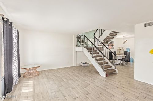 4807 W Northern Ave, Glendale, AZ, 85301-8006 | Card Image