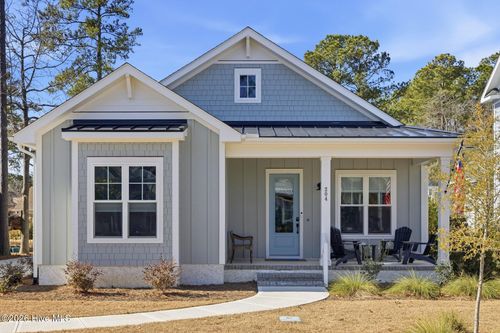 204 Cornubia Dr, Castle Hayne, NC, 28429-1402 | Card Image