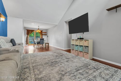 7 Sweetbriar Trl, Howell, NJ, 07731-2257 | Card Image