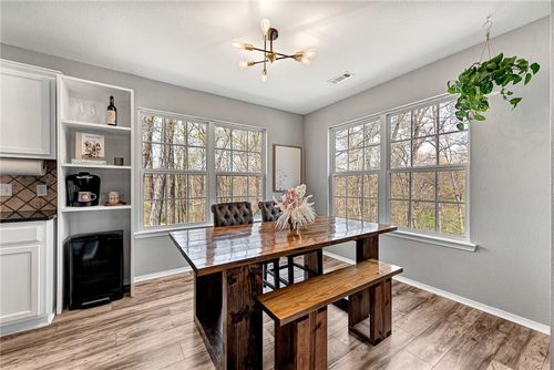 10 W Crook Ln, Bella Vista, AR, 72714-3924 | Card Image