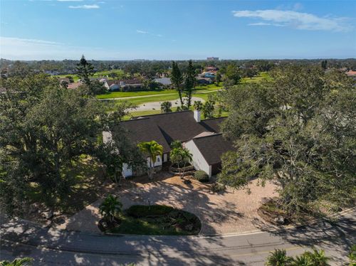 3970 Prairie Dunes Dr, SARASOTA, FL, 34238-2818 | Card Image