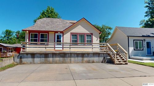 112 E Whittingham St, Valley, NE, 68064-9700 | Card Image