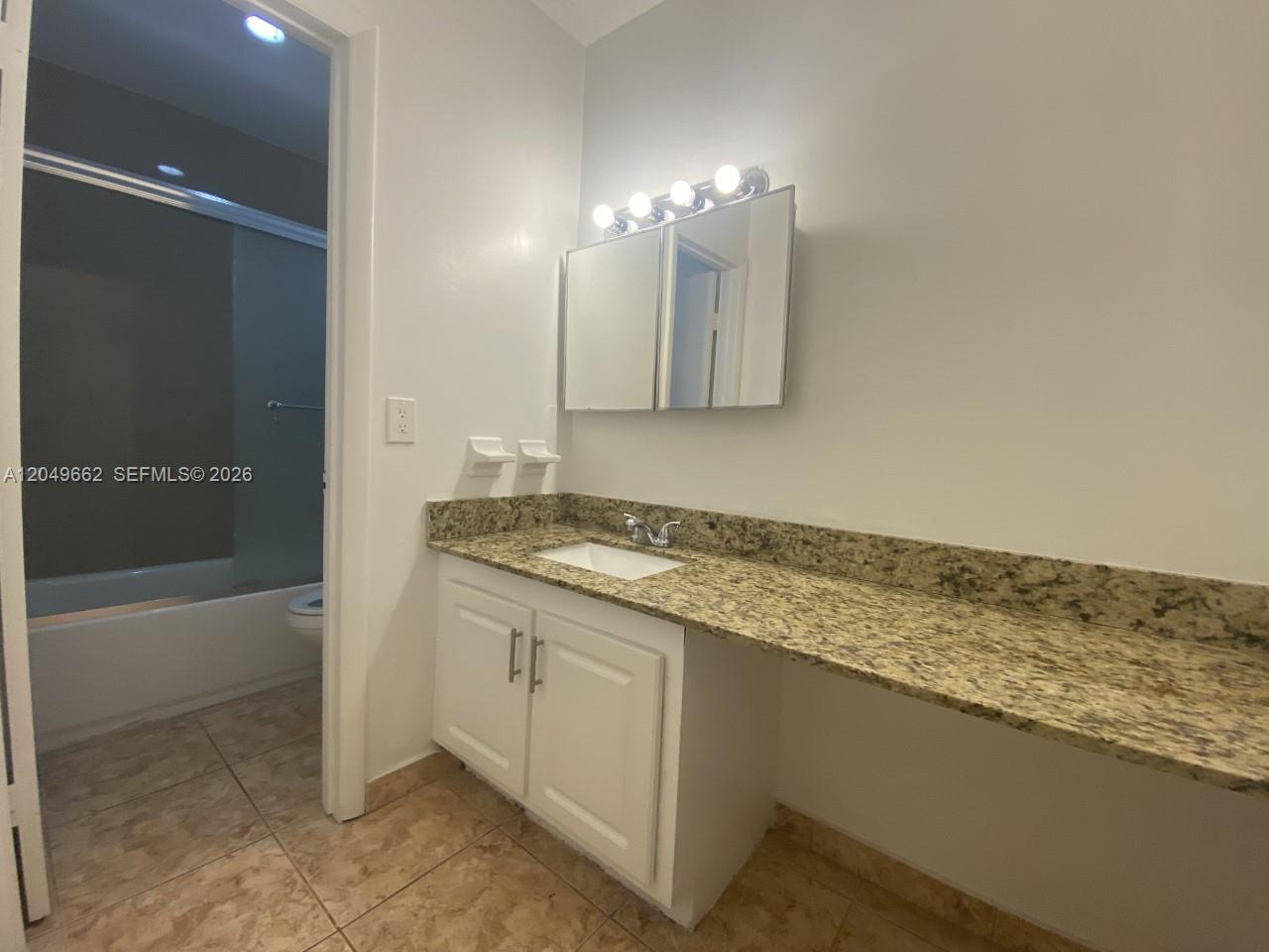 Residential Lease in Margate 3
