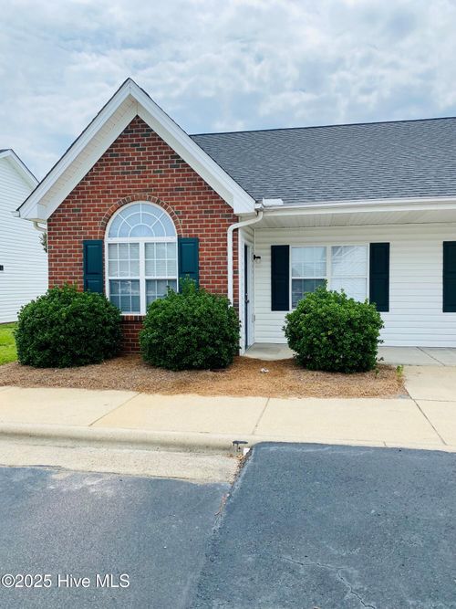2117 Hurt Dr, Rocky Mount, NC, 27804-8146 | Card Image