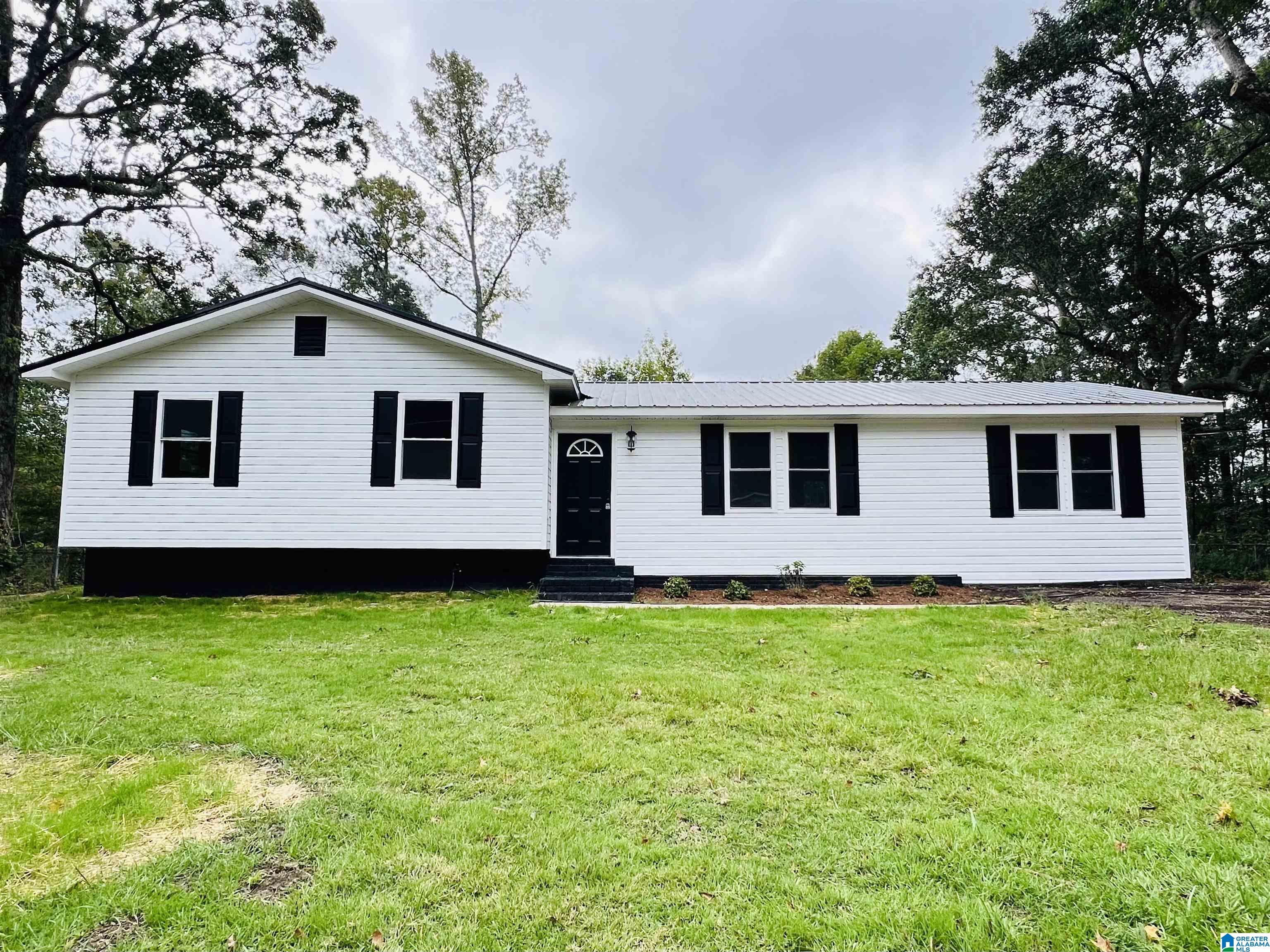 Boozer Dr, Jacksonville, AL 36265
