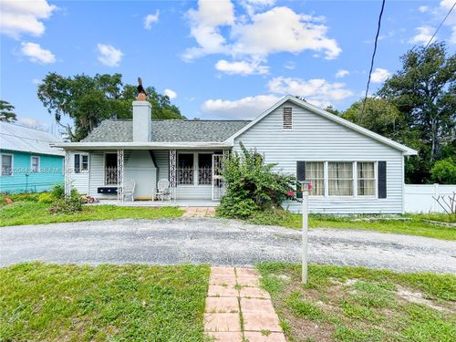 211 N 12th St, LEESBURG, FL, 34748-4958 | Card Image