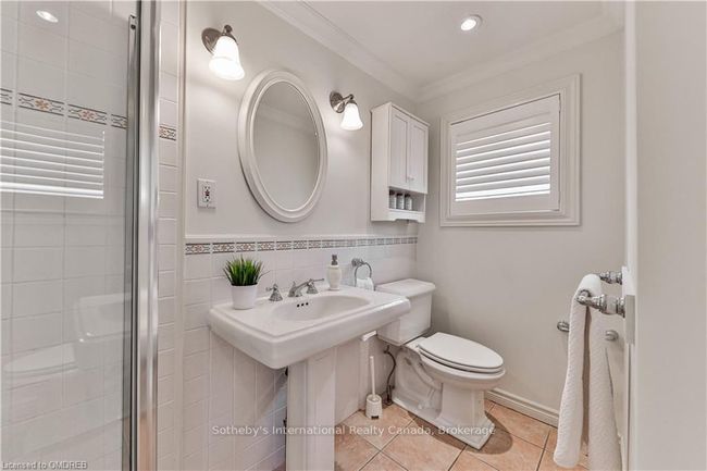 2230 All Saints Cres, House other with 4 bedrooms, 3 bathrooms and 4 parking in Oakville ON | Image 15