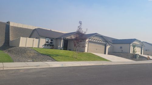 7260 W 25th Ct, Kennewick, WA, 99337 | Card Image