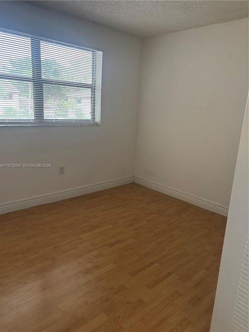 9964-9964 Nob Hill Pl, Sunrise, FL, 33351-4636 | Card Image