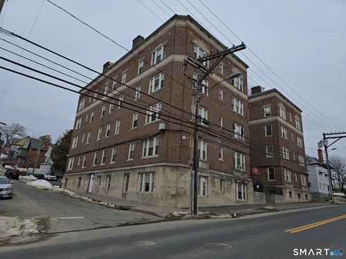 apt-203-144 Grove St, Waterbury, CT, 06710-2205 | Card Image