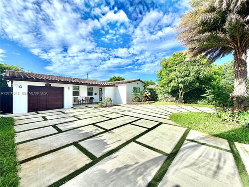 7721 Dilido Blvd, Miramar, FL, 33023-6401 | Card Image