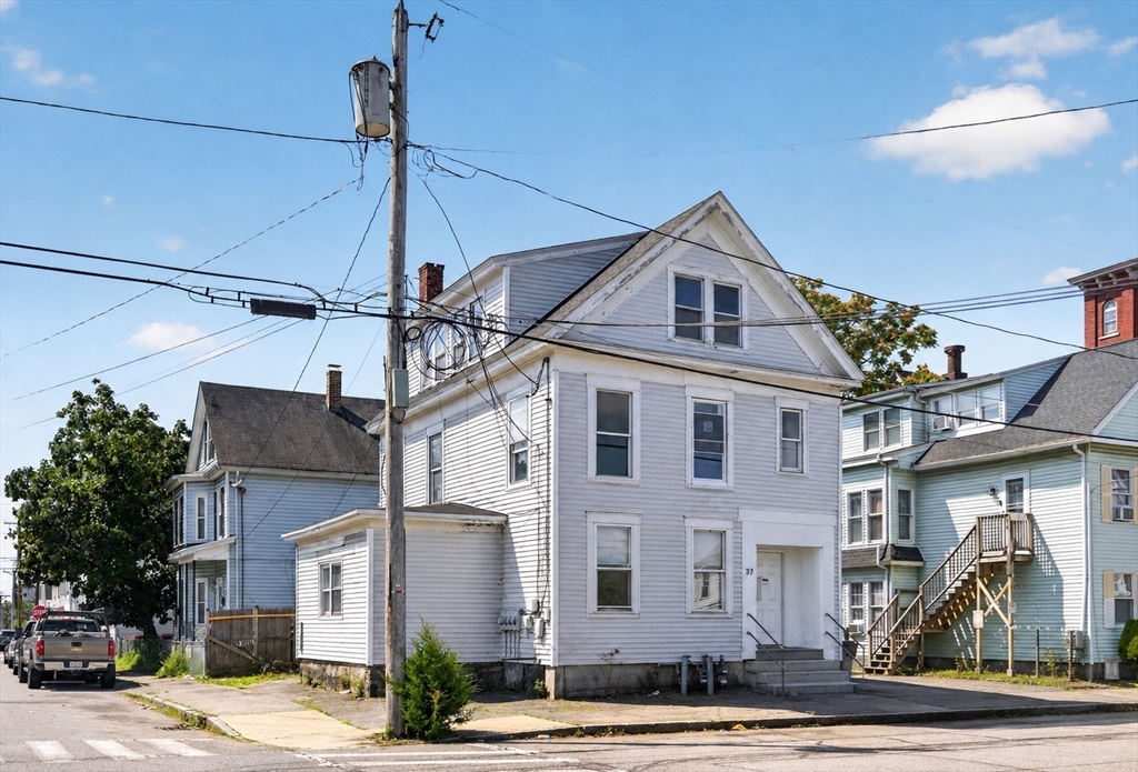 Residential Income in Lowell 2