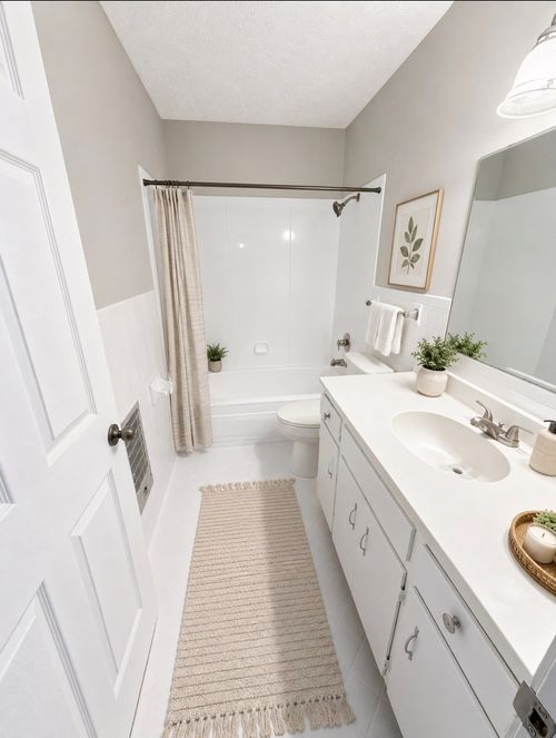 a-302A Dobbins Pike, Gallatin, TN, 37066-2050 | Card Image