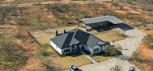 136 Mistletoe Rdg, Lawn, TX, 79530-4402 | Card Image