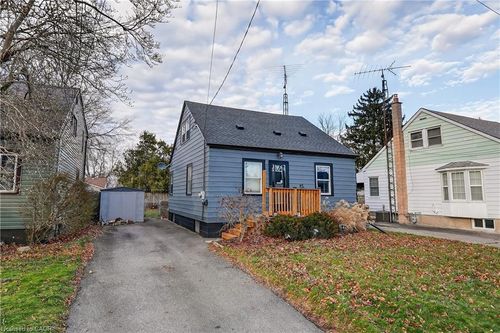 85 Grass Ave, St. Catharines, ON, L2R1T2 | Card Image