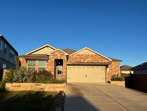 424 Cosmos Ln, Jarrell, TX, 76537-4431 | Card Image