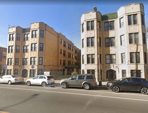 2e-1532 N Kedzie Ave, Chicago, IL, 60651-2440 | Card Image