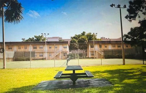 130-5150 Ne 6th Ave, Oakland Park, FL, 33334-3300 | Card Image