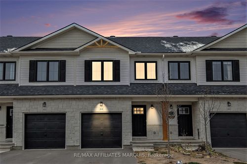 44 Whitcomb Cres, Smiths Falls, ON, K7A0C2 | Card Image