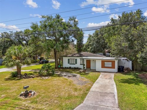 2211 E Hanna Ave, Tampa, FL, 33610-1359 | Card Image
