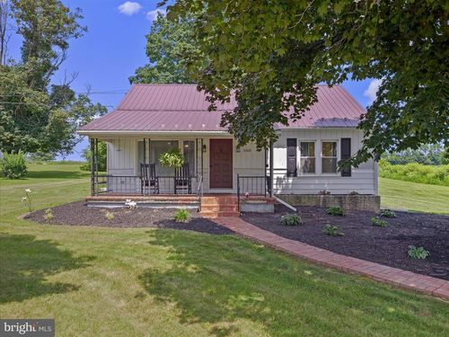 5611 Jack Rd, SAINT THOMAS, PA, 17252-9796 | Card Image