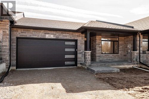 54 Deer Ridge Lane, Bayfield, ON, N0M1G0 | Card Image