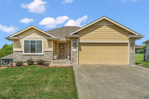 4416 Sw Brandywine Ln, Topeka, KS, 66610-1248 | Card Image