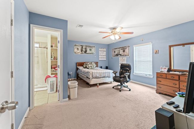 300 Walker St, House other with 3 bedrooms, 2 bathrooms and 1 parking in Smithville TX | Image 10