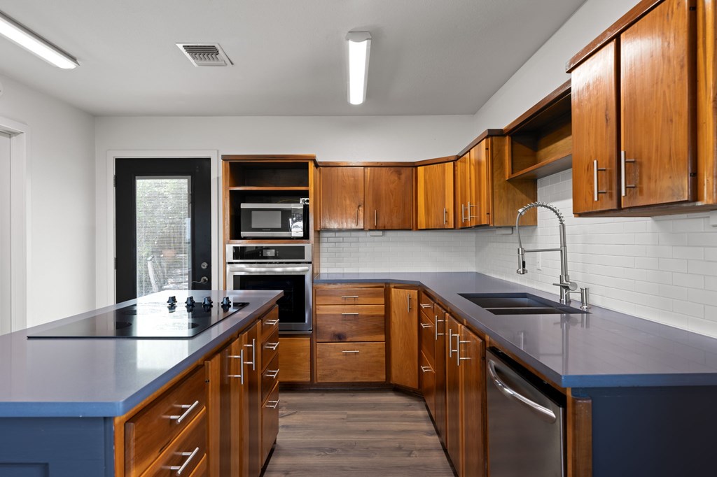 Residential in Hunt 4