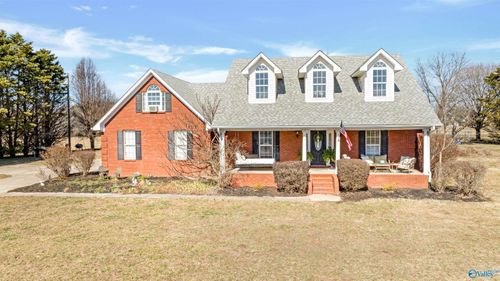 64 Meadows Dr, Rainsville, AL, 35986-6769 | Card Image
