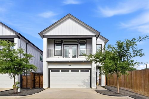 6476 T C Jester Blvd, Houston, TX, 77091 | Card Image