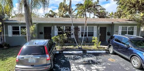 630 Ne 15th Ct, Fort Lauderdale, FL, 33304-1129 | Card Image