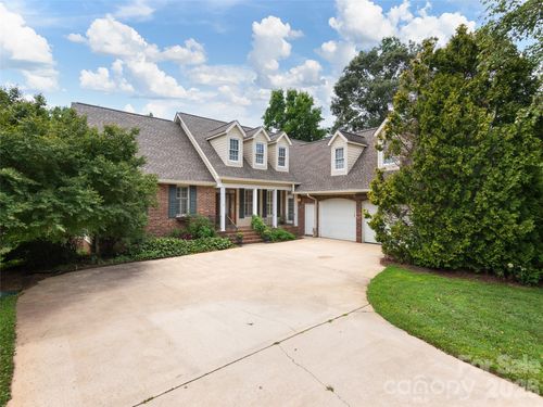 1126 Burnside Dr, Asheville, NC, 28803-3234 | Card Image