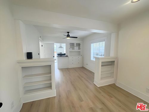 657 Navy St, Santa Monica, CA, 90405-5619 | Card Image