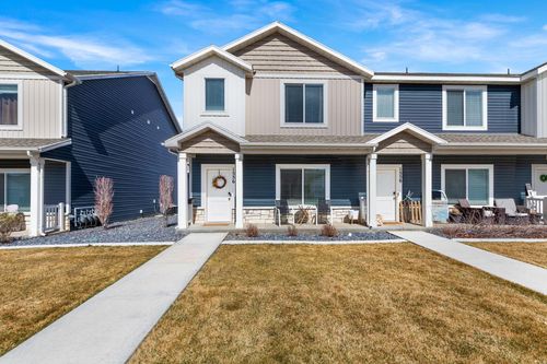 1556 460, Hyrum, UT, 84319-6743 | Card Image