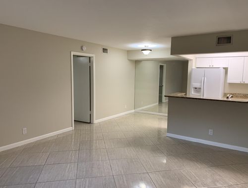 104-7250 Golf Colony Ct, Lake Worth, FL, 33467-3995 | Card Image