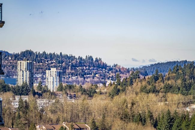 2901 - 2978 Glen Drive, Condo with 2 bedrooms, 2 bathrooms and 1 parking in Coquitlam BC | Image 36